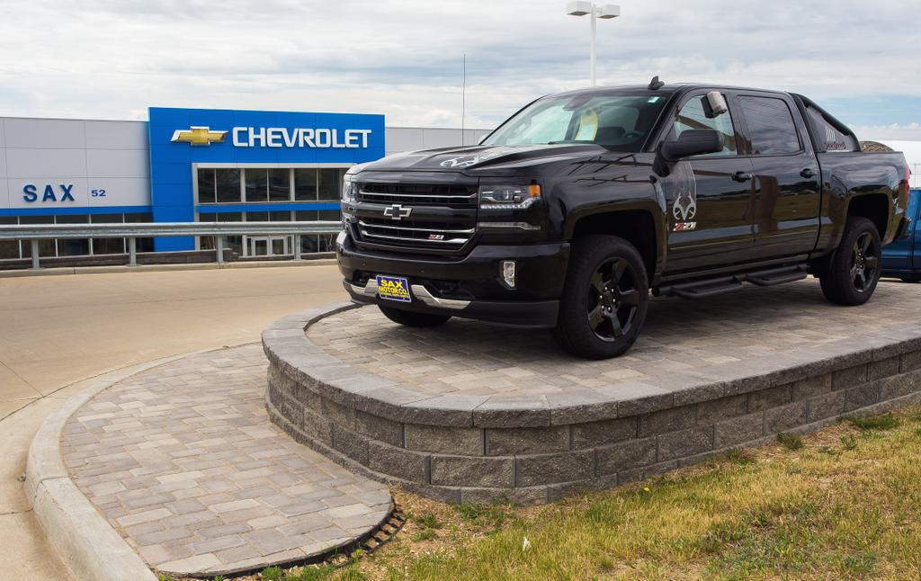 Dealership gallery photo 3